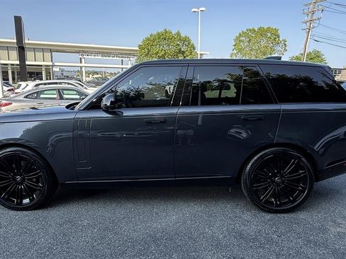 Used 2023 Land Rover Range Rover SE AWD/4WD image 11