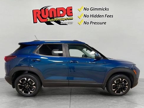 Used 2021 Chevrolet TrailBlazer LT w/ Premium Seating Package AWD/4WD image 7