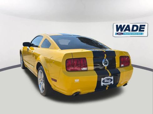 Used 2006 Ford Mustang GT RWD image 7