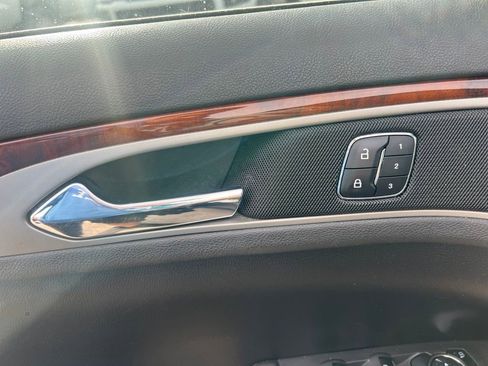 Used 2014 Lincoln MKZ FWD image 24