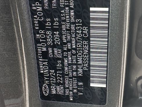 Used 2024 Hyundai Elantra SEL image 33