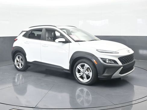 Used 2022 Hyundai Kona SEL w/ Convenience Package image 8