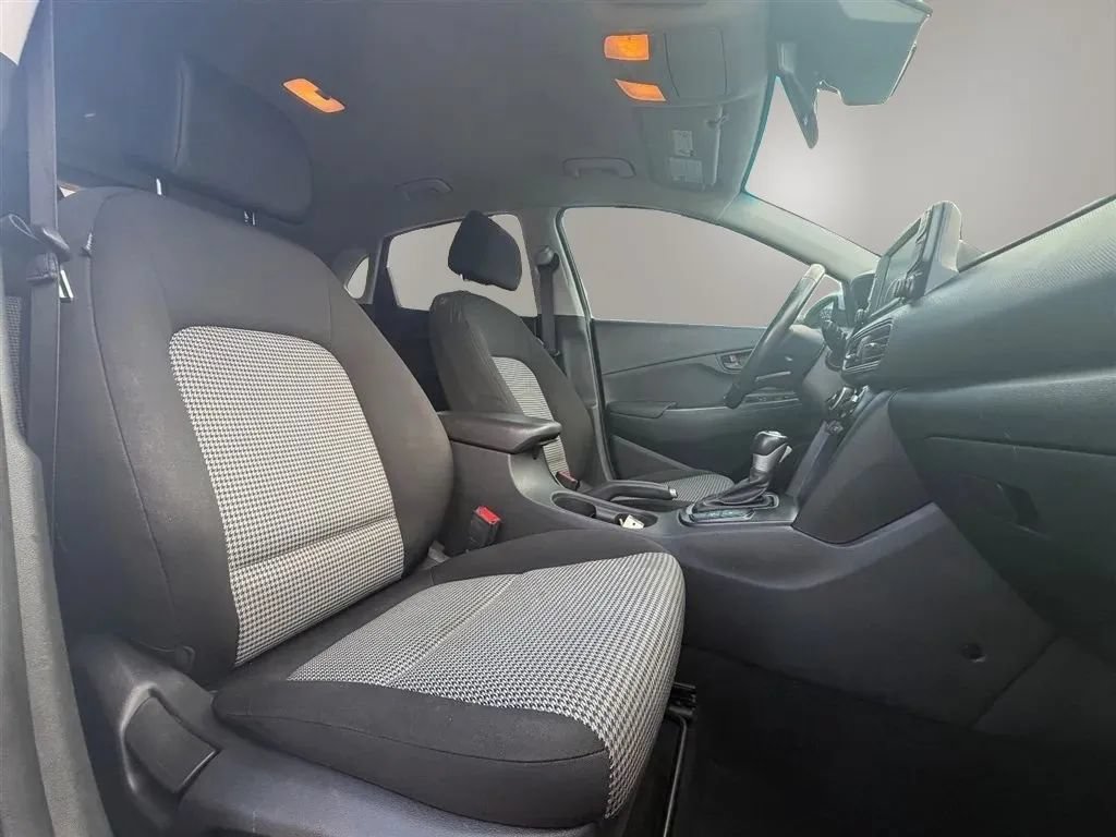 Used 2021 Hyundai Kona SEL FWD image 22