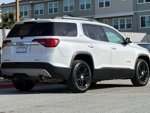 Used 2018 GMC Acadia SLT image 4