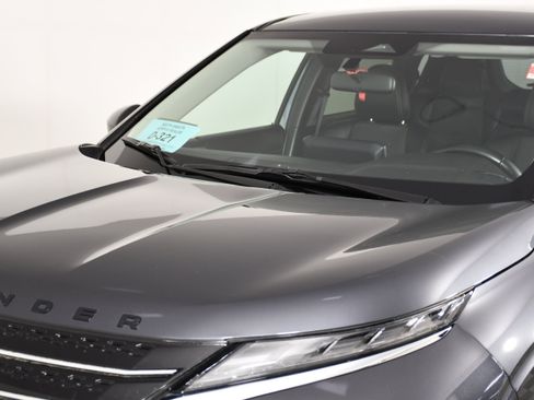 Used 2025 Mitsubishi Outlander SE AWD/4WD image 12