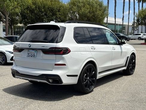Certified 2024 BMW X7 xDrive40i w/ M Sport Package AWD/4WD image 8
