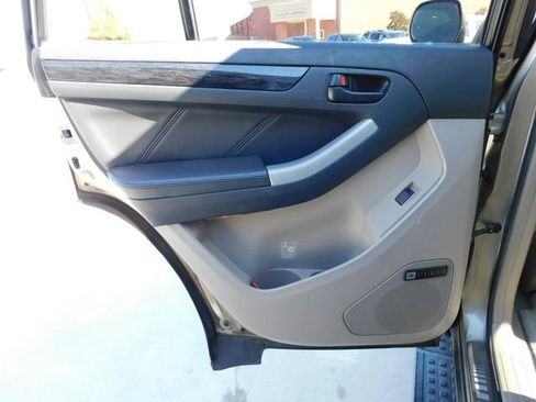 Used 2007 Toyota 4Runner Limited image 14