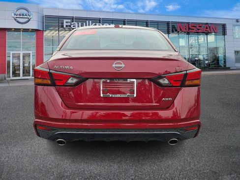 Certified 2025 Nissan Altima 2.5 SR image 5