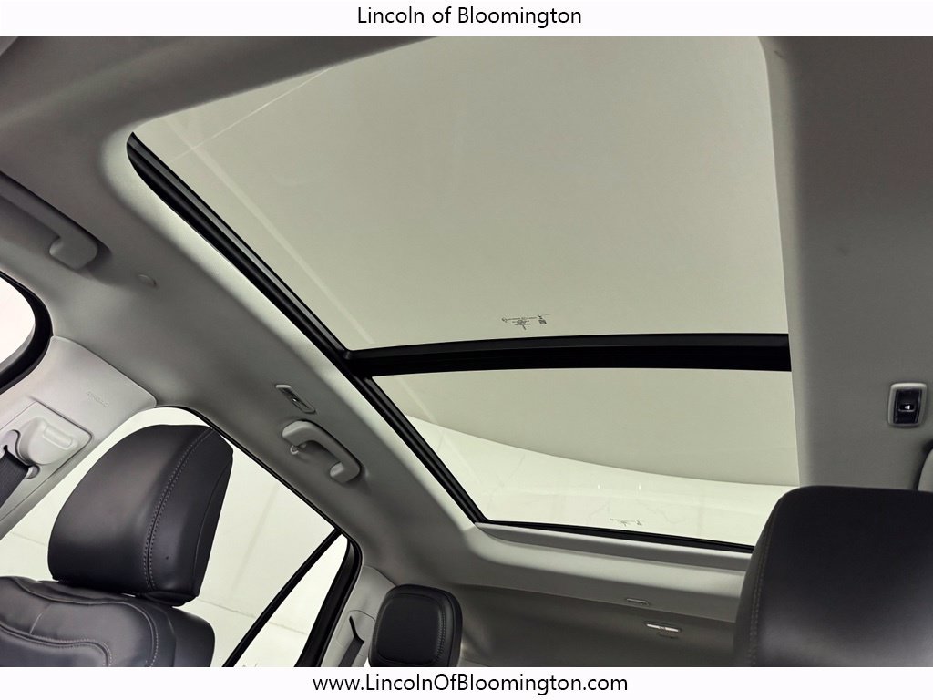 Certified 2025 Lincoln Aviator Reserve AWD/4WD image 19