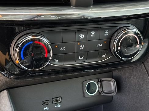 New 2026 Buick Encore GX Sport Touring w/ Advanced Technology Package FWD image 18