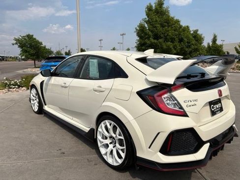 Used 2018 Honda Civic Type R image 5