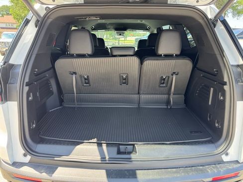 New 2026 GMC Acadia Elevation FWD image 6