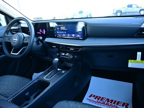 New 2026 Nissan Kicks SV w/ SV Premium Package image 19