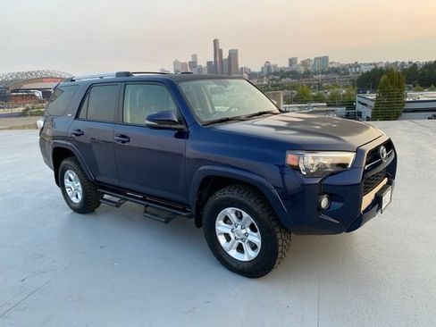 Used 2019 Toyota 4Runner SR5 Premium AWD/4WD image 31