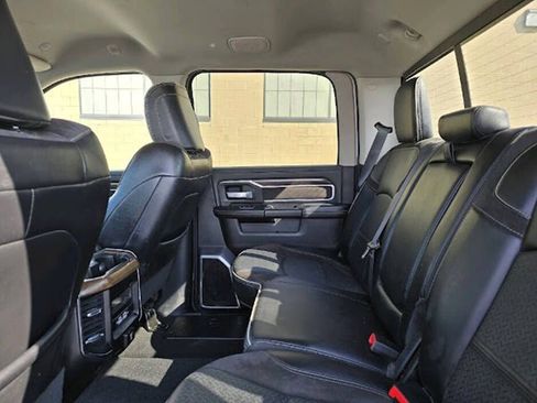 Used 2023 RAM 2500 Laramie AWD/4WD image 4