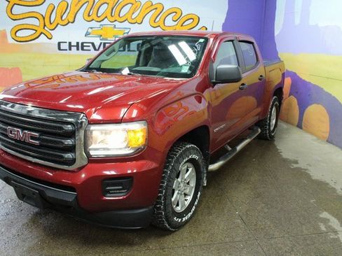 Used 2016 GMC Canyon Base 4D Crew Cab image 4