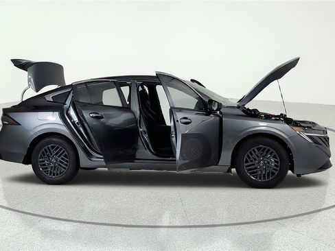 Used 2026 Nissan Sentra SV w/ Floor Mat Package FWD image 15