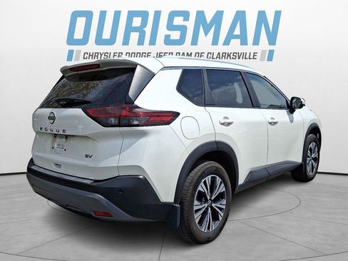 Used 2023 Nissan Rogue SV w/ SV Premium Package image 6
