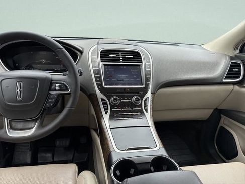 Used 2019 Lincoln Nautilus Reserve AWD/4WD image 27