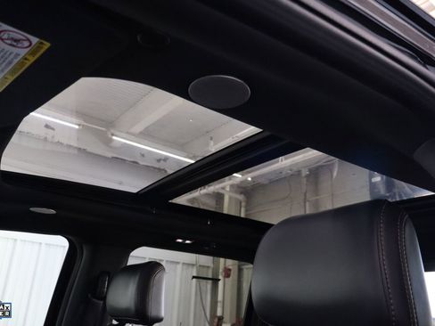 Certified 2024 Ford F350 Platinum image 25