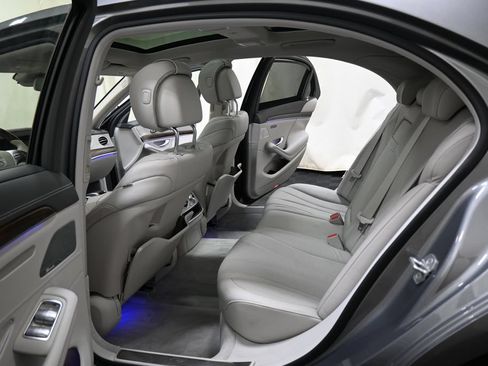 Used 2015 Mercedes-Benz S 550 Sedan image 11