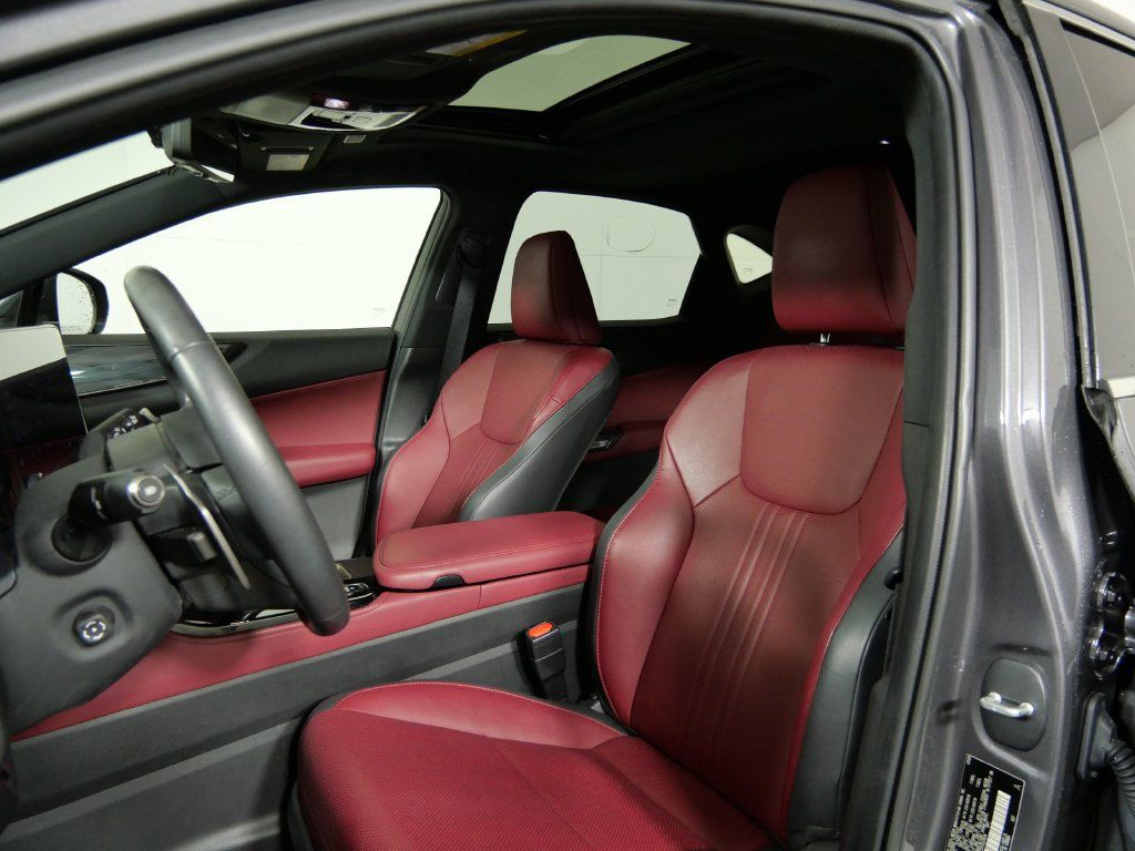 Used 2023 Lexus NX 350 AWD image 11