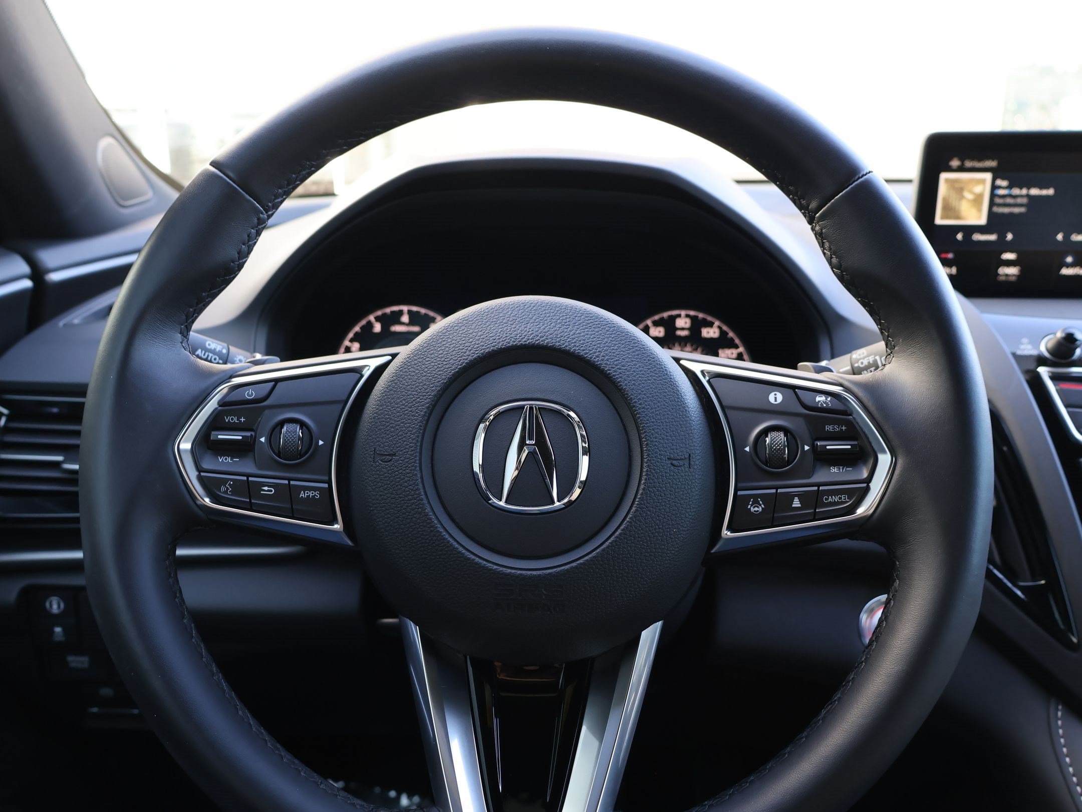 Used 2025 Acura RDX SH-AWD image 17