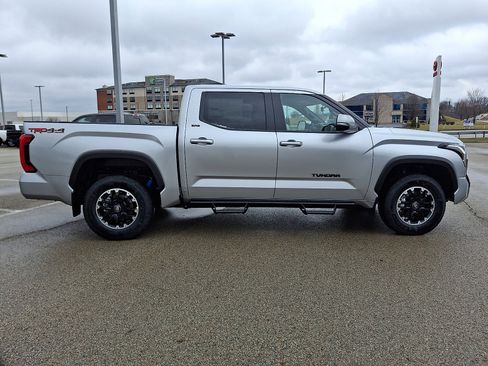 New 2026 Toyota Tundra SR5 image 7