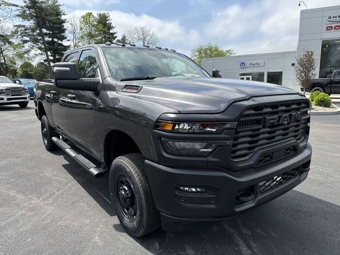 New 2026 RAM 2500 Tradesman AWD/4WD image 15