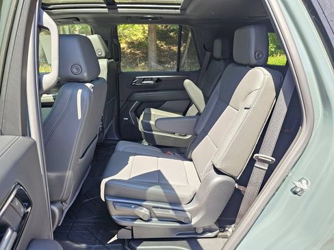 New 2026 Chevrolet Tahoe Z71 w/ Comfort Package AWD/4WD image 17