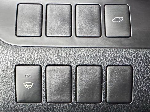 Used 2016 Toyota Highlander XLE image 15