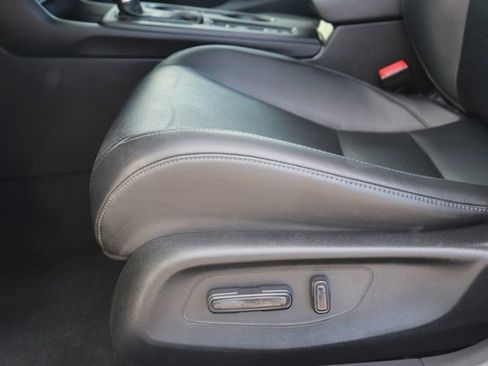 Used 2022 Honda Civic Sport Touring image 11