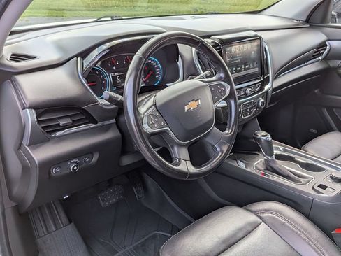 Used 2019 Chevrolet Traverse Premier w/ Redline Edition AWD/4WD image 9