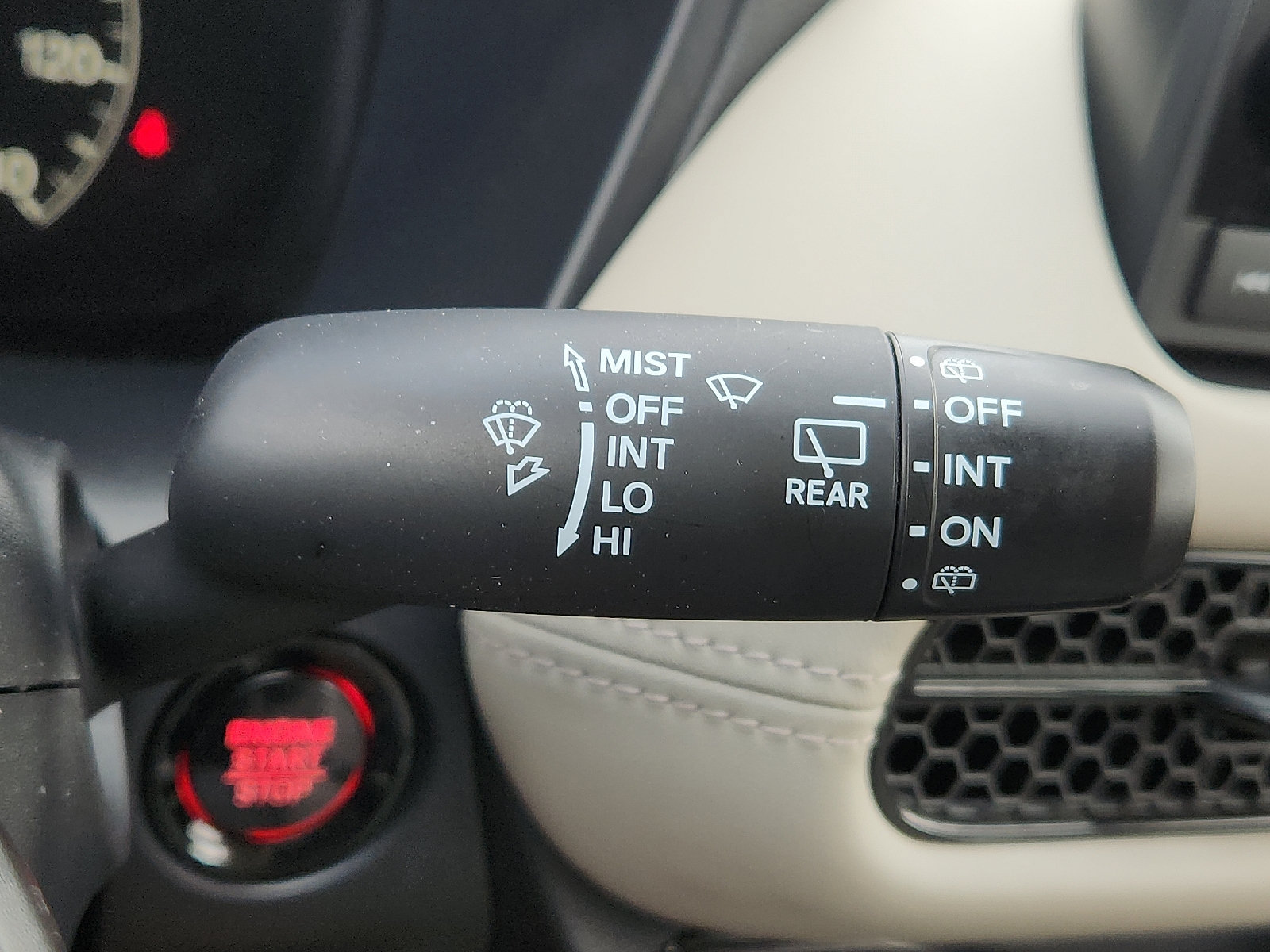 Used 2024 Honda HR-V LX image 22