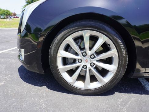 Used 2013 Cadillac XTS Premium FWD image 34