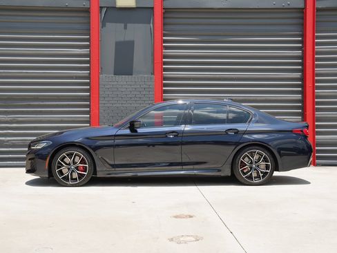 Used 2023 BMW 540i w/ M Sport Package RWD image 7
