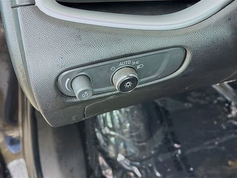 Used 2023 Chevrolet Malibu LT image 26