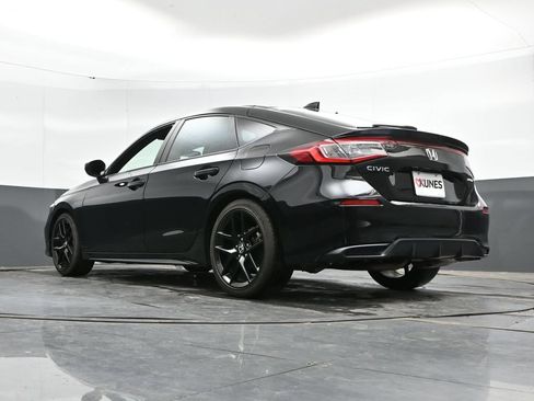Used 2025 Honda Civic Sport image 44