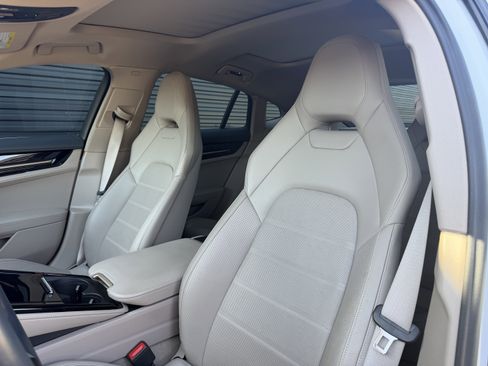 Certified 2024 Porsche Panamera 4 image 5