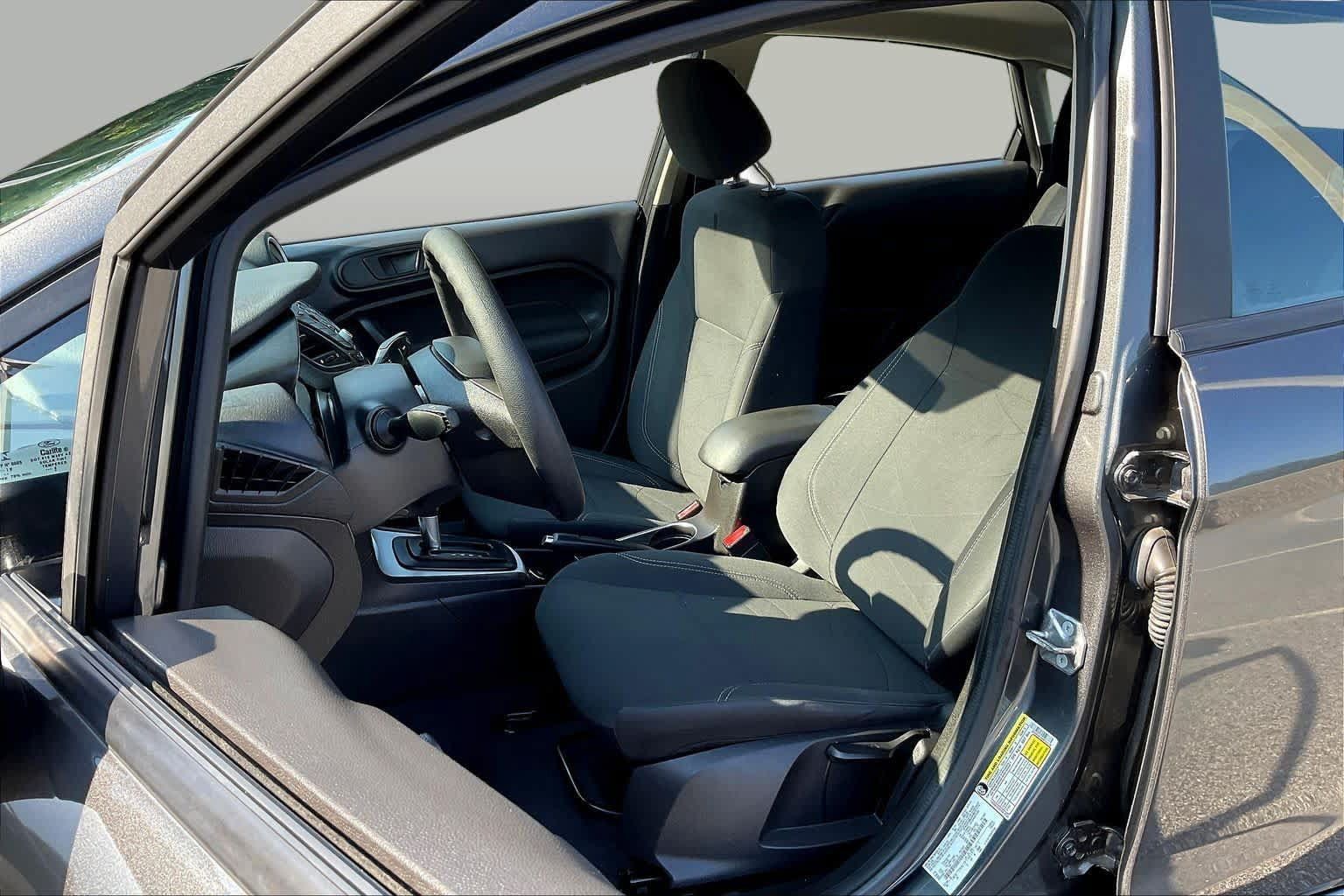 Used 2019 Ford Fiesta SE FWD image 8