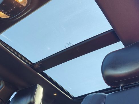 Used 2020 Jeep Grand Cherokee High Altitude image 35