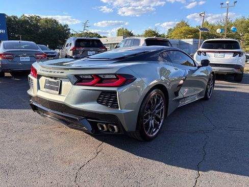 Used 2023 Chevrolet Corvette Stingray Coupe w/ 1LT RWD image 7