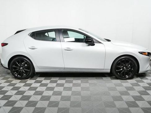 Used 2025 MAZDA MAZDA3 s Sport FWD image 30