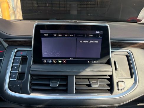 Used 2021 Chevrolet Tahoe Z71 w/ Z71 Signature Package image 37