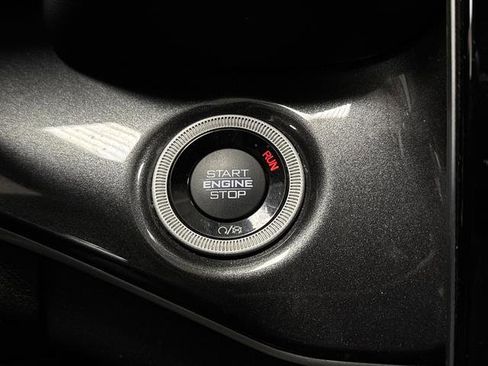 Used 2023 Jeep Grand Cherokee Altitude image 21