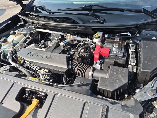 Used 2024 Nissan Rogue S AWD/4WD image 35