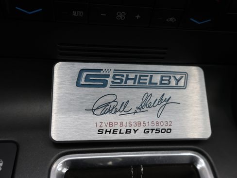 Used 2011 Ford Mustang Shelby GT500 w/ SVT Performance Pkg image 40