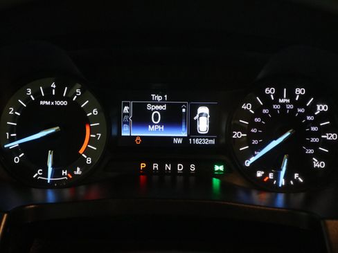 Used 2017 Ford Explorer FWD image 18