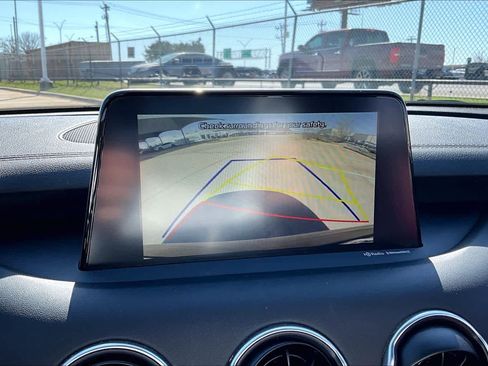 Used 2018 Kia Stinger GT2 image 24