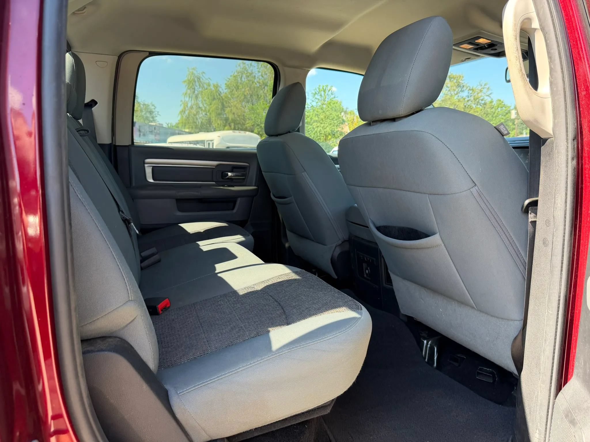 Used 2017 RAM 2500 Big Horn w/ Sport Appearance Group AWD/4WD image 21